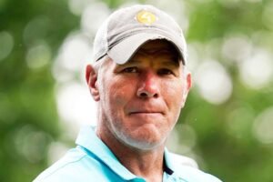 Brett Favre: NFL Legend